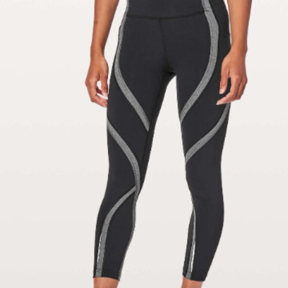 Lululemon Wild Twist 7/8 Tight - Picture 5 of 9